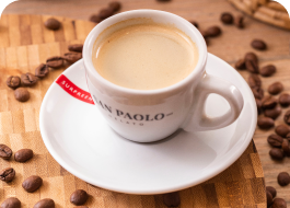Caf&eacute; com leite